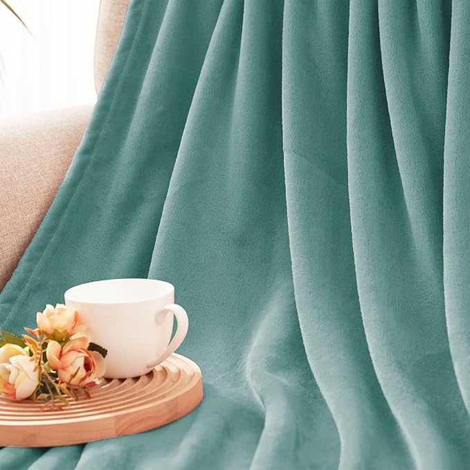 Exclusivo Mezcla Fleece Throw XL Blanket for Couch, Sofa, Super Soft and Warm Celadon Blankets, All Season, Cozy, Plush, Lightweight, 50x70 Inches