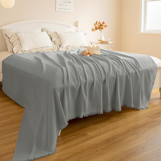 Couch Cover for Dogs, Boho Sofa Covers for 3 Cushion Couch, Chenille Sofa Slipcover for Pets Washable, L-Shape Sectional Couch Loveseat Cover Soft Throw Blankets with Tassels(71x118,Grey)