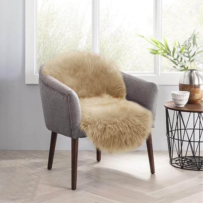 Faux Fur Rug Sofa Chairs Cover, Beige Small Rug for Bedroom, 2X3 Shaggy Furry Rugs for Kids Room, Shag Fluffy Rugs for Nursery Room, Soft Fuzzy Plush Carpet