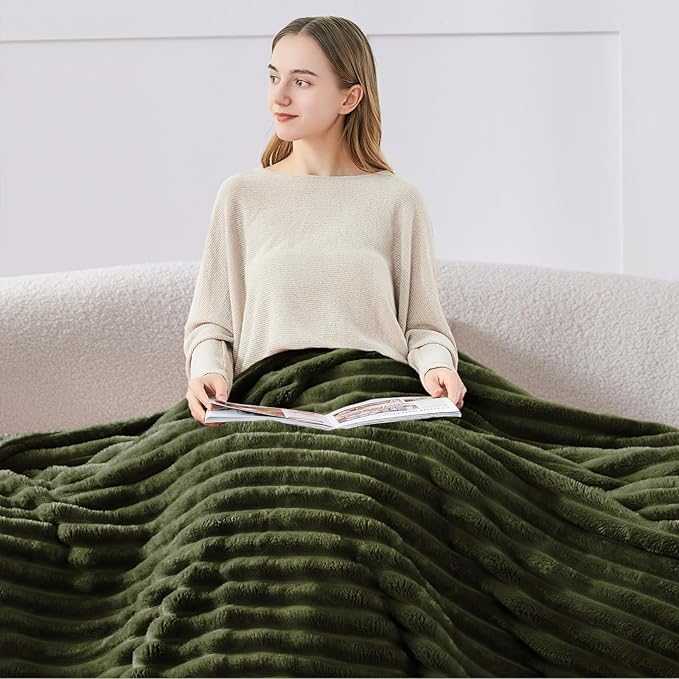 BEDELITE Twin Blanket for Couch & Bed, 300GSM Soft & Warm Fleece Blanket, Decorative and Giftable Striped Olive Green Blankets for Women, Men, 60"x80"