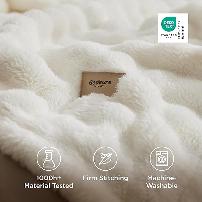Bedsure 3D Fleece Bubble Blanket - GentleSoft White King Blanket for Bed Sofa Room Decor - Luxury Soft Cozy Gifts for Kids, Lightweight, All Seasons, Off White, 108"×90"