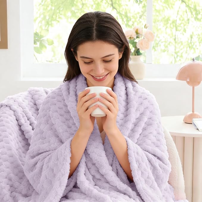 BEDELITE Fleece Blanket - 3D Jacquard Decorative Lavender Fog Throw Blankets for Couch & Bed, Soft and Cozy Warm Plush Fluffy Blanket All Seasons Suitable, 50x60Inches
