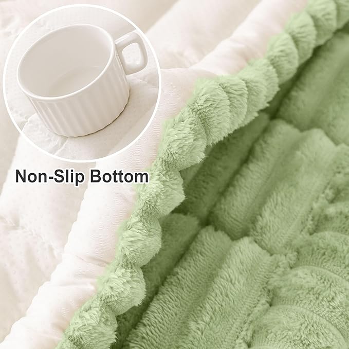 hyha Couch Covers for Dogs Washable, Non Slip Plush Dog Sofa Protectors, Fuzzy Pet Couch Covers for 3 Cushion Sofa Pet Friendly (Green, 27.6" x 88")