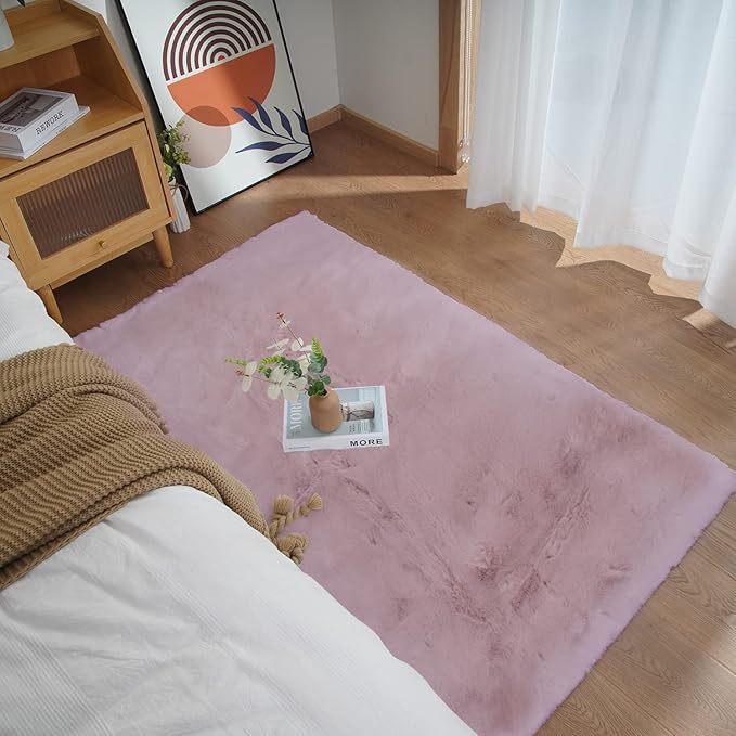 Ghouse Ultra Soft Faux Rabbit Fur Rug, Machine Washable Area Rugs for Bedroom Fluffy Rugs for Living Room, No-Shedding Carpet Sheepskin Rug Pink 2 x 6 Feet