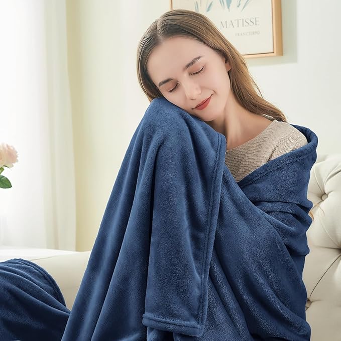 BEDELITE Fleece Blanket Full Size Navy for Couch & Bed, Luxury Plush Cozy Fuzzy Blanket 84" x 90", Super Soft Warm Lightweight Throw Blanket for Travel Camping