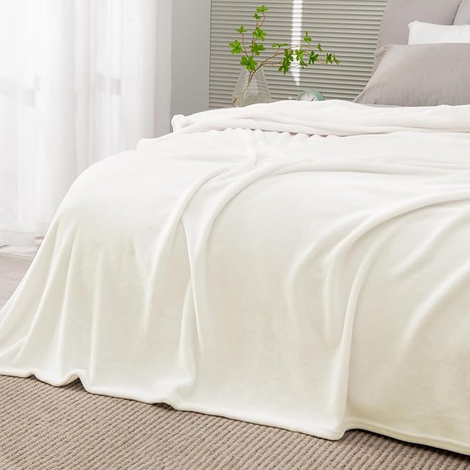 BEDELITE Fleece Blanket King Size Blankets for Bed, Luxury Plush Cozy Fuzzy Blanket 108x90 inches, Super Soft Warm Lightweight Throw Blanket All Seasons Suitable, Cream