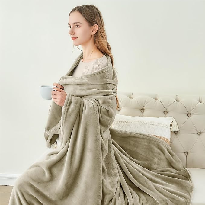 BEDELITE Fleece Blanket Twin Size Oat Linen Throw Blankets for Couch & Bed, Luxury Plush Cozy Fuzzy Blanket 60x80 inches, Super Soft Warm Lightweight Throw Blanket for Travel Camping