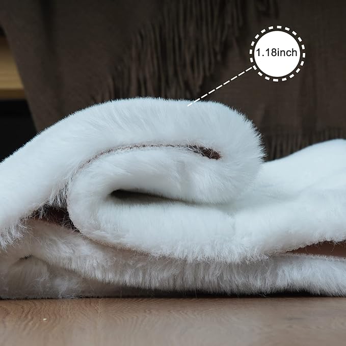 Ghouse Soft Faux Sheepskin Fur Rug 4x6 White Fluffy Bedside Rug Plush Shag Nursery Rugs Carpet Area Rug for Living Room Bedroom Playing Room Decor