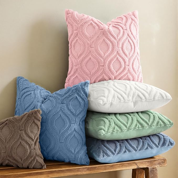 decorUhome Throw Pillow Covers 20x20 Inch Set of 2, Soft Plush Faux Wool Pink Solid Couch Pillow Covers, Accent Farmhouse Neutral Square Pillow Cases for Sofa Bed Living Room