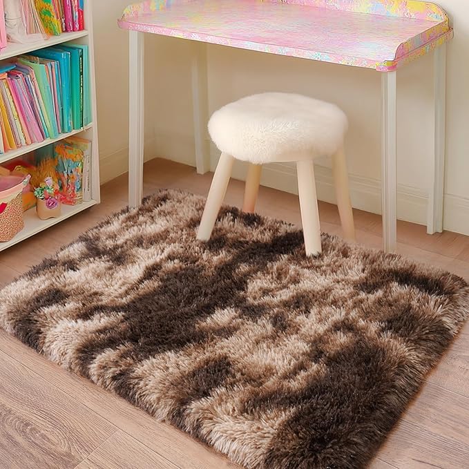 Small Rugs for Bedroom, Fluffy 2x3 Rug Throw Non Slip for Bedside Dorm Kids Room, Plush Comfy Shag Carpet for Home Decor Aesthetic, Tie-Dyed Brown