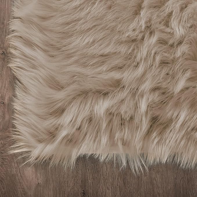 Latepis Light Brown Beige 5X6.7 Faux Fur Rug Fluffy Fuzzy Throw Rugs Washable Shag Plush Rugs for Living Room Bedroom Rug for Dorm Rectangle