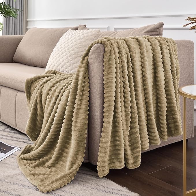BEDELITE Fleece Blanket Twin Size – 3D Ribbed Jacquard Soft and Warm Decorative Fuzzy Blankets – Cozy, Fluffy, Plush Lightweight Throw Blankets for Couch, Bed, Sofa(Brown, 60x80 inches)