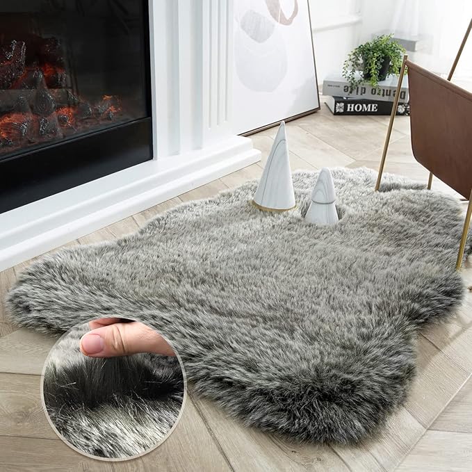 Ashler HOME DECO Soft Fox Faux Fur Chair Couch Cover Area Rug for Bedroom Floor Sofa Living Room Green White 2 x 2.8 ft