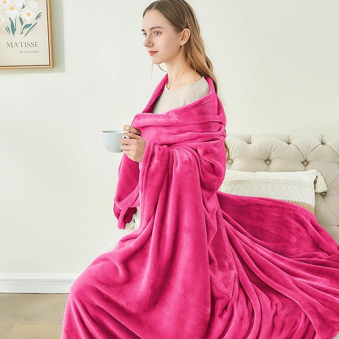 BEDELITE Fleece Blanket King Size Blankets for Bed, Luxury Plush Cozy Fuzzy Blanket 108x90 inches, Super Soft Warm Lightweight Throw Blanket All Seasons Suitable, Hot Pink