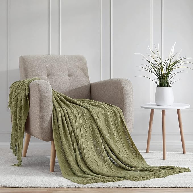 BOURINA Dark Olive Throw Blanket 50x60 Inches Throw Textured Solid Soft Sofa Couch Decorative Knit Blanket