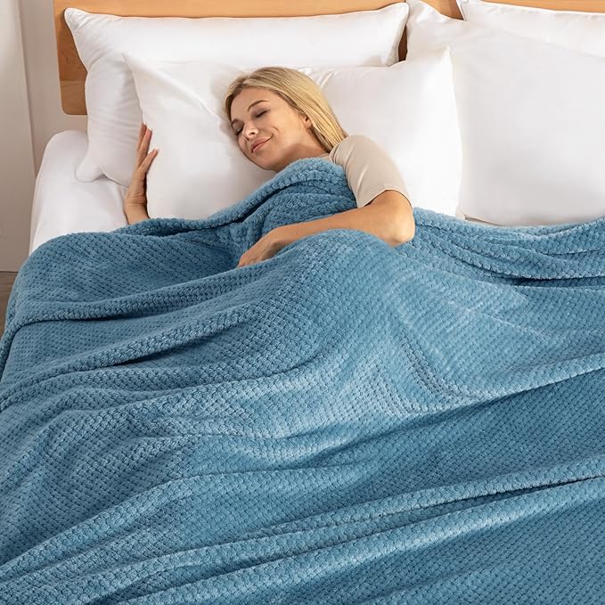 Exclusivo Mezcla Fleece Bed Blanket King Size, Super Soft and Warm Blankets for Couch, Sofa and Bed Waffle Textured, Cozy, Fuzzy and Lightweight (Slate Blue, 90x104 Inches)