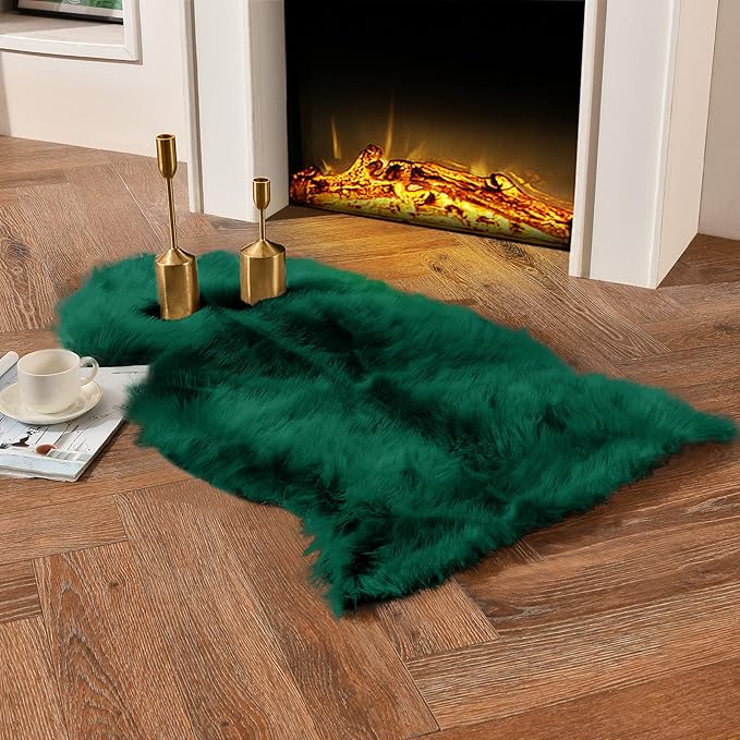 duduta Emerald Green Faux Sheepskin Throw Rug 2x3 ft, Fluffy Shag Small Bedside Dorm Rug Fur Seat Chair Covers Washable