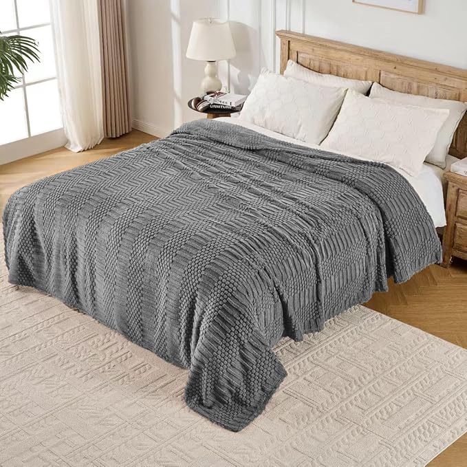 50x70 Inch Grey Throw Blanket - Soft & Fluffy Fleece, Cute & Aesthetic, Perfect for Sofa, Couch, Chair, Bed, Living Room & Bedroom, All-Season Use, Plush & Cozy Decorative Blanket