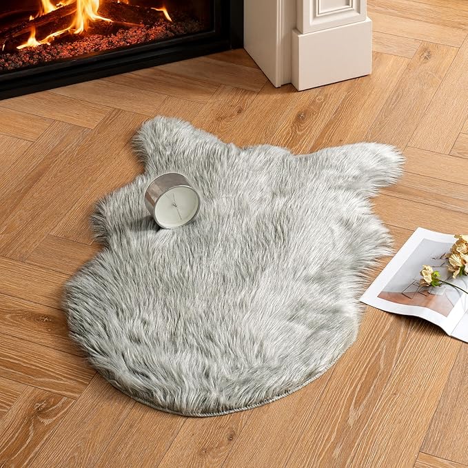 MIULEE Fluffy Rug Soft Shaggy Faux Fur Area Rug Luxury Plush Sheepskin Carpet for Bedroom Living Room Sofa Chair 2 x 3 Feet, Light Grey