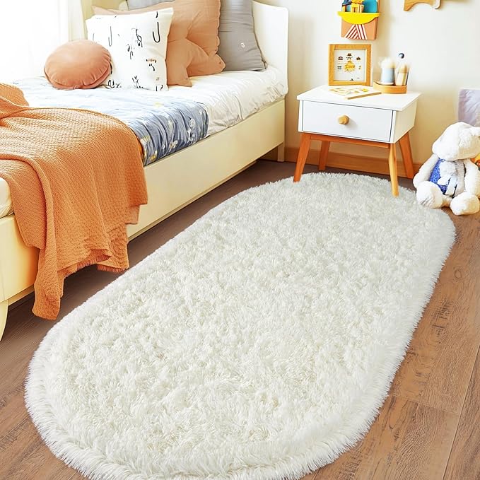 Pionblank Fluffy Oval Rug for Bedroom 2.6x5.3, Shag Throw Rugs for Bedside, Ultra Soft Cute Plush Carpet for Girls Boys Room Living Room Nursery Dorm Home Decor, Cream White