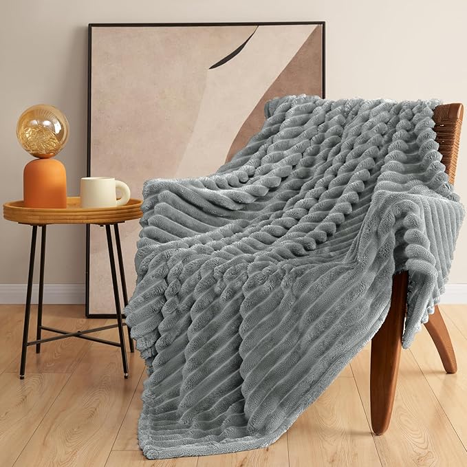 HIMEET Grey Ribbed King Size Blanket for Bed - 300GSM Lightweight Fleece Blanket for Men Women, Large Cozy Sofa Couch Bed Blankets Gifts, Striped Spring Home Room Decor, Grey, 108x90 Inches