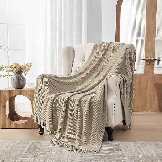 lifein Throw Blanket for Couch, Soft Boho Decor Bed Throw,Cozy Beige Knitted Chenille Small Farmhouse Lightweight Throw(Beige,50 * 60")
