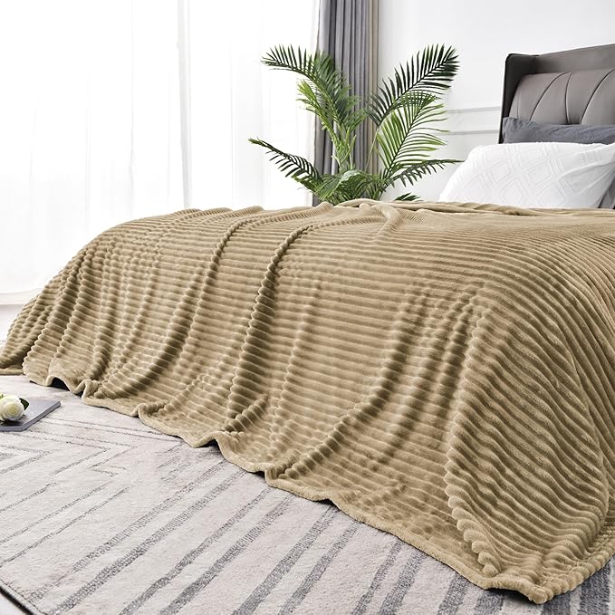 BEDELITE Fleece Blanket Queen Size – 3D Ribbed Jacquard Soft and Warm Decorative Fuzzy Blankets – Cozy, Fluffy, Plush Lightweight Throw Blankets for Couch, Bed, Sofa(Brown, 90x90 inches)