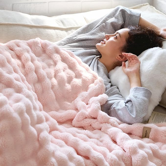 Bedsure 3D Fleece Bubble Blanket for Couch - GentleSoft Pink Twin Blanket for Sofa Bed Girls Room Decor - Luxury Soft Cozy Spring Gifts for Kids Girls, Lightweight, Crystal Pink, 60"×80"