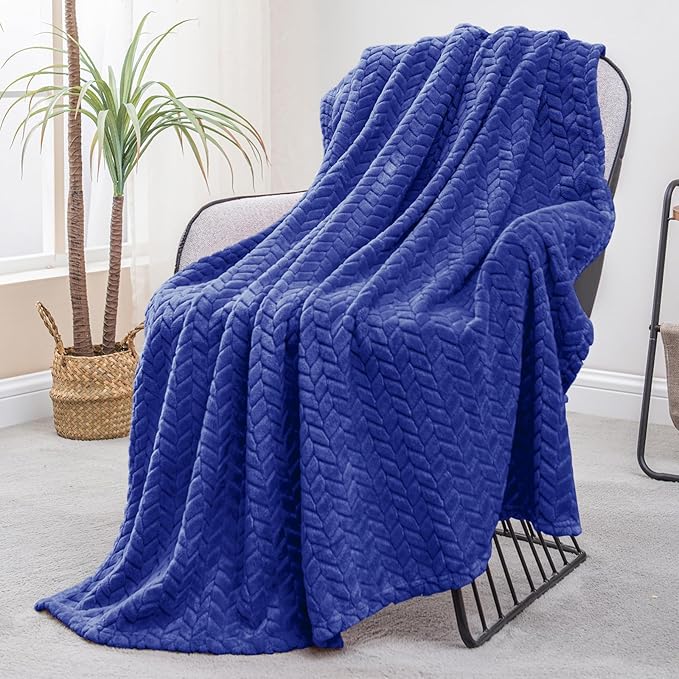 Exclusivo Mezcla Fleece Throw Blanket for Couch and Bed, 50x70 Inches Soft Cozy Jacquard Flannel Blankets, Lightweight Fuzzy Plush Warm Throws for Women, Cobalt Blue