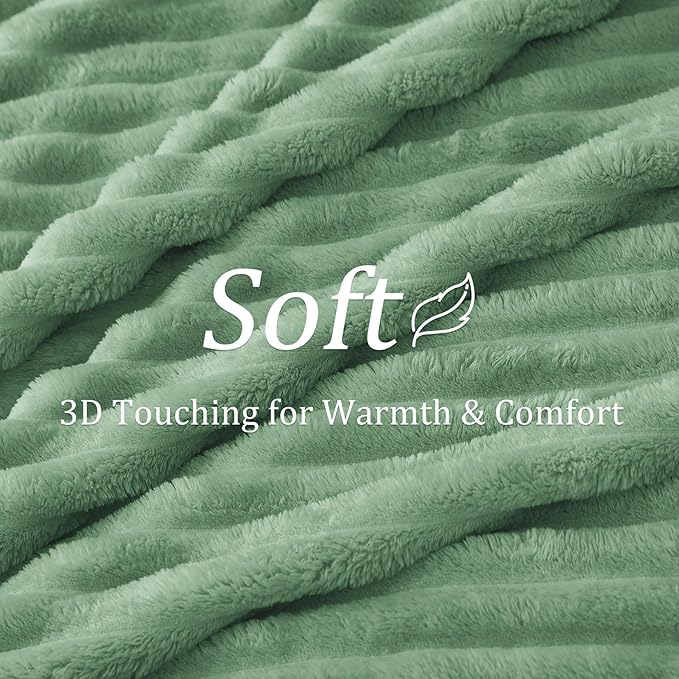 BEDELITE Fleece Throw Blanket for Couch - 300GSM Soft & Warm Fluffy Green Blanket, Decorative and Giftable Striped Blankets for Women, Men, 50"x70"
