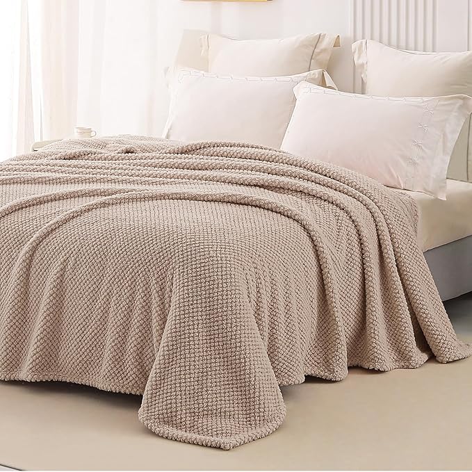 Whale Flotilla Twin Size Fuzzy Fleece Blanket for Bed, 60x80 Inch Fluffy Warm Soft Jacquard Blankets for All Season, Lightweight and Cozy, Camel