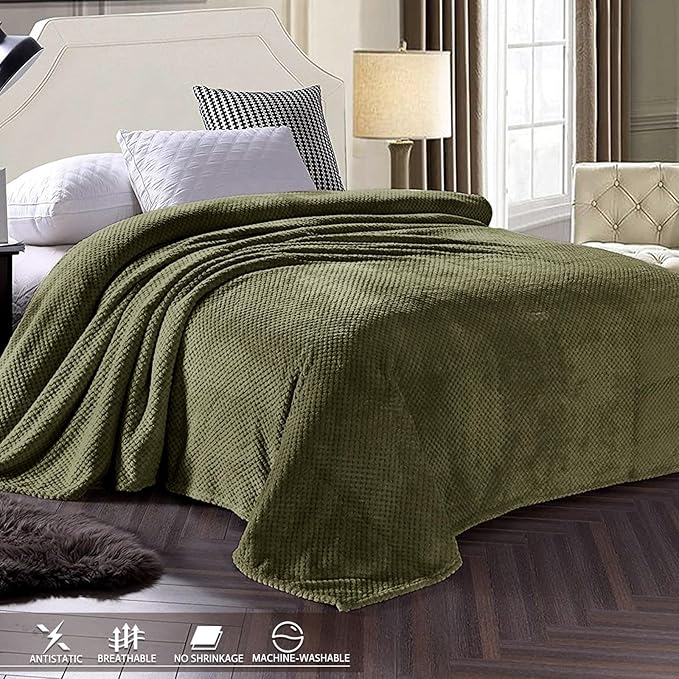 Exclusivo Mezcla Fleece Bed Blanket Twin Size, Super Soft and Warm Blankets for Couch, Sofa and Bed Waffle Textured, Cozy, Fuzzy and Lightweight (Olive Green, 60x80 Inches)