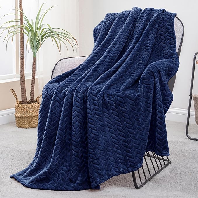 Exclusivo Mezcla Fleece Throw Blanket for Couch and Bed, 50x70 Inches Soft Cozy Jacquard Flannel Blankets, Lightweight Fuzzy Plush Warm Throws for Women, Navy Blue