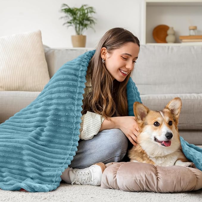 BEDELITE Fleece Throw Blanket for Couch – 3D Ribbed Jacquard Soft and Warm Decorative Fuzzy Blanket – Cozy, Fluffy, Plush Lightweight Washed Blue Throw Blankets for Bed, Sofa, 50x60 inches