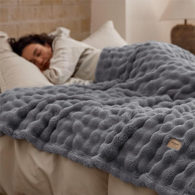 Bedsure 3D Fleece Bubble Blanket for Couch - GentleSoft Grey Twin Blanket for Sofa Bed Room Decor - Luxury Soft Cozy Gifts for Kids, Lightweight, All Seasons, Grey, 60"×80"