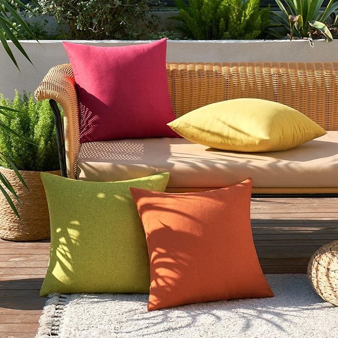 MIULEE Pack of 4 Decorative Outdoor Throw Pillow Covers Linen Waterproof Pillow Covers Farmhouse Cushion Cases for Patio Garden Tent Balcony Couch Sofa 16x16 inch Red/Green