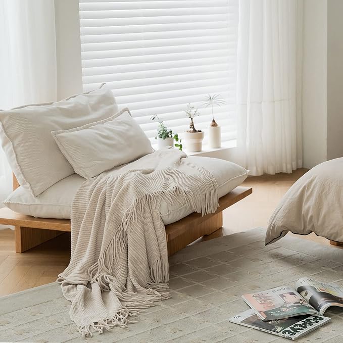 lifein Chenille Throw Blanket 50x60 - Soft Boho Knitted Blanket for Couch Cozy Farmhouse Decor Bed Throw, Lightweight All Season White/Cream Blanket, Decorative for Living Room Bedroom Spring Decor