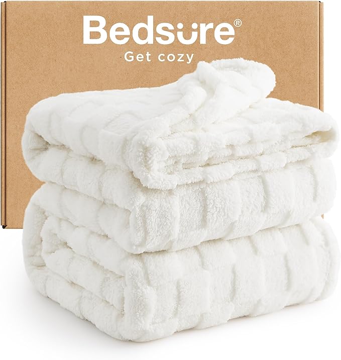 Bedsure GentleSoft Full Size Blankets for Bed White - Super Soft Cozy Fleece Blanket for Kids Girls, Large Fuzzy Throws for Bedroom Decor, 84x90 Inches