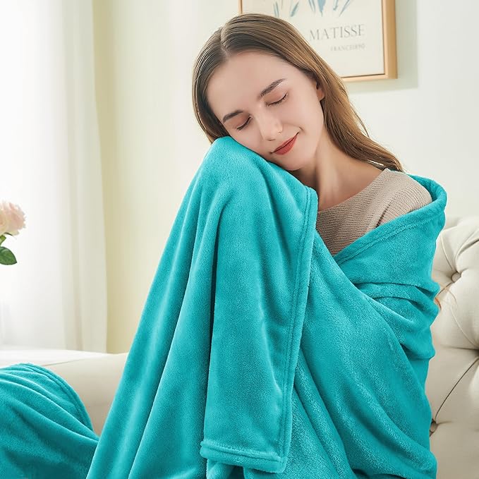 BEDELITE Fleece Blanket Teal Throw Blanket for Couch & Bed, Luxury Plush Cozy Fuzzy Blanket 50" x 60", Super Soft Warm Lightweight Throw Blanket for Travel Camping