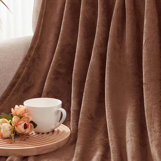 Exclusivo Mezcla Fleece Throw XL Blanket for Couch, Sofa, Super Soft and Warm Brown Blankets, All Season, Cozy, Plush, Lightweight, 50x70 Inches