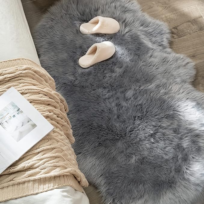 MIULEE Luxury Super Soft Fluffy Area Rug Faux Fur Sheepskin Rug Decorative Plush Shaggy Carpet for Bedside Sofa Floor Nursery 3 x 5 Feet, Grey