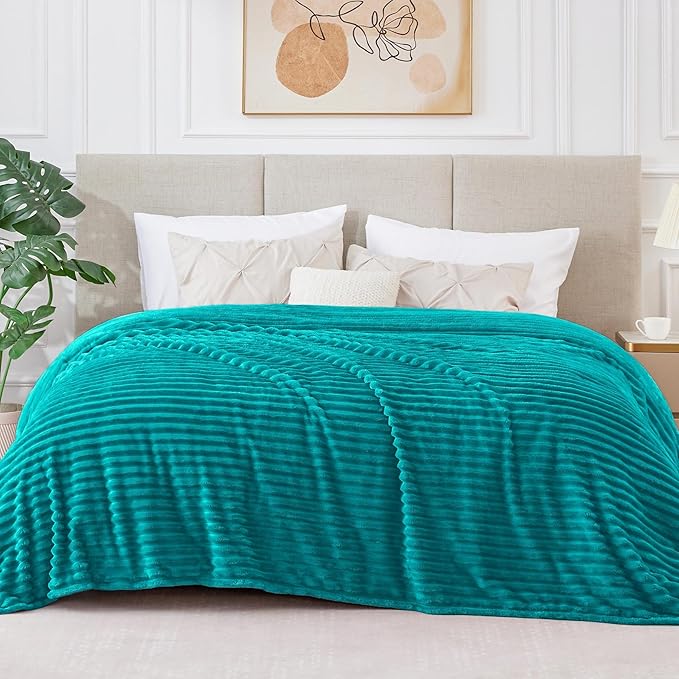 BEDELITE Fleece Blanket King Size – 3D Ribbed Jacquard Soft and Warm Decorative Fuzzy Blankets – Cozy, Fluffy, Plush Lightweight Throw Blankets for Couch, Bed, Sofa(Blue, 108x90 inches)
