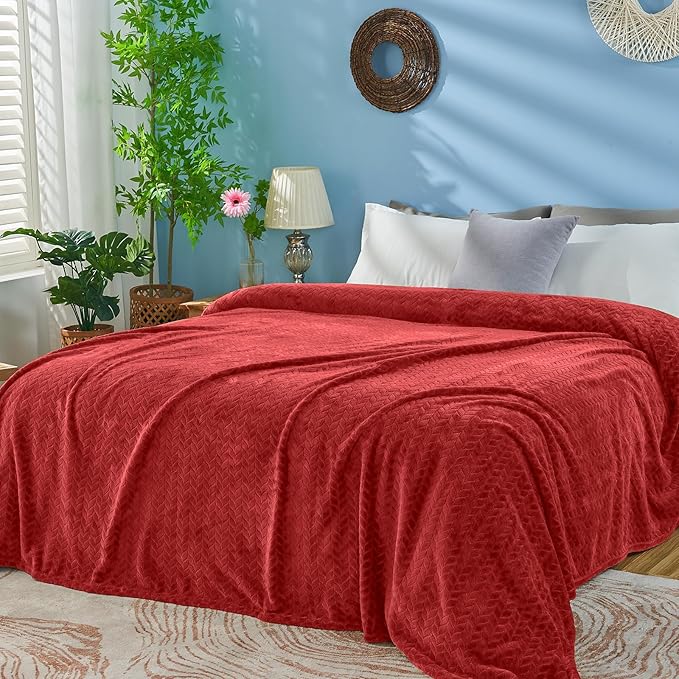 inhand Fleece Twin Blanket for Bed Ruby red Throw Blanket for Couch Super Soft Cozy Warm Blankets and Throws Lightweight Fuzzy Large Blanket for Sofa Bed Office,60x90 inches