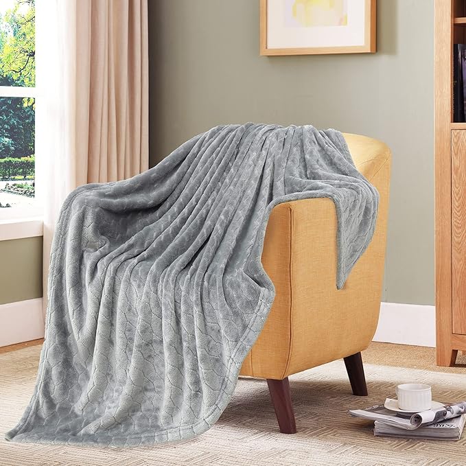 TOONOW Fleece Bed Blanket Queen Size 90x90 inches, Super Soft Fluffy Fuzzy Plush Blanket Geometric Pattern Cozy Microfiber Flannel Blankets for Couch, Bed, Sofa, Light Grey