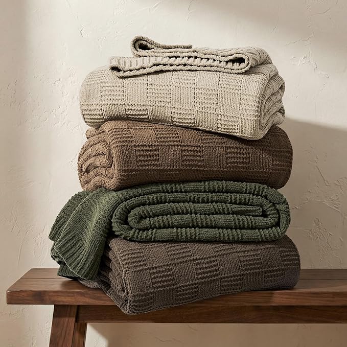 EVERGRACEHOME Modern Checkered Chenille Throw Blanket, Soft Cozy Plaid Knitted Chair Blanket for Sofa Couch, Decorative Knit Throw for Bed and Living Room, Olive Green, 50" x 60"