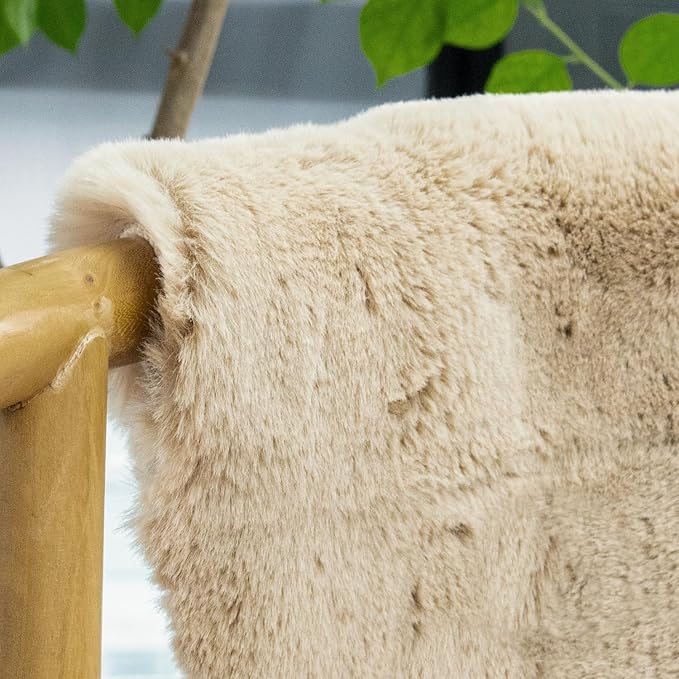 ORINOVA 5x7 Area Rug Light Brown Beige Plush Shaggy Rugs for Bedroom Washable Faux Rabbit Fur Rug for Living Room Fluffy Large Nursery Rug Home Décor