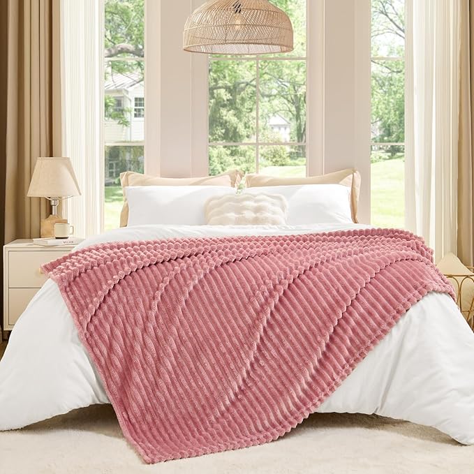 BEDELITE Fleece Throw Blanket for Couch – 3D Ribbed Jacquard Soft and Warm Decorative Fuzzy Blanket – Cozy, Fluffy, Plush Lightweight Pink Throw Blankets for Bed, Sofa, 50x60 inches