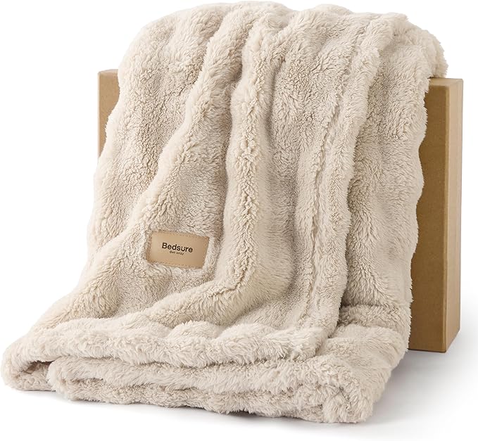 Bedsure 3D Fleece Bubble Blanket for Couch - GentleSoft Beige Twin Blanket for Sofa Bed Room Decor - Luxury Soft Cozy Gifts for Kids, Lightweight, All Seasons, Beige, 60"×80"