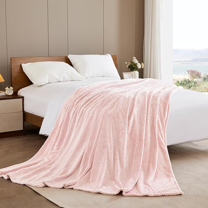 Exclusivo Mezcla Fleece Bed Blanket King Size, Super Soft and Warm Blankets for Couch, Sofa and Bed Waffle Textured, Cozy, Fuzzy and Lightweight (Heather Dusty Pink, 90x104 Inches)