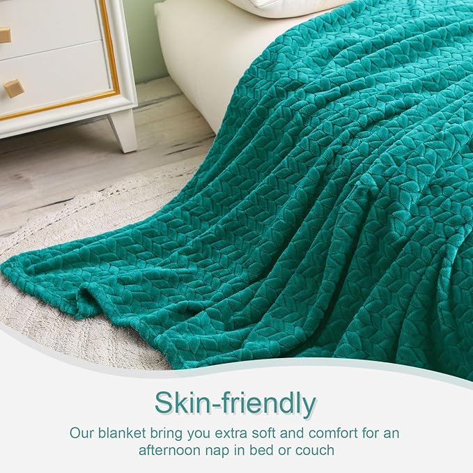 Exclusivo Mezcla Fleece Queen Size Blanket for Bed, 90x90 Inches Soft Cozy Jacquard Flannel Blankets, Lightweight Fuzzy Plush Warm for Women, Teal